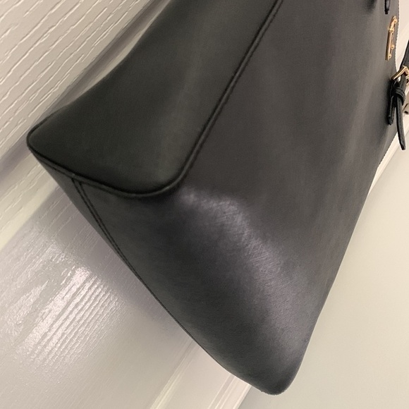 Michael Kors Jet‎ Set Large Travel NS Saffiano Tote in black gold - Picture 6 of 16